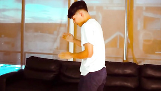 Le di viagra a mi hijo por accidente, y claro al final tengo que follarmelo con Kathy Lee