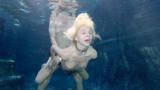 Kenzie Reeves - Sex Under Water Quickie (10/10/25)
