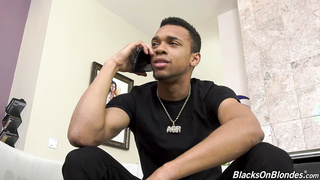 Anal Penetration Interracial Threesome - Bella Rolland