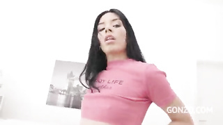 Colombiana Daniela Ortiz gangbang doble penetración