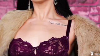 Beca Barbie - Femme Fatale XXX