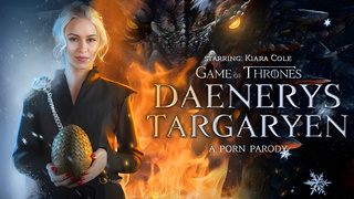 Kiara Cole (Emilia Clarke) - Game Of Thrones: Daenerys Targaryen