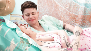 Bliss Bomb And Ophelia - Lesbian XXX 2 video