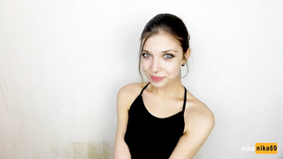 MihaNika69 No hands blowjob