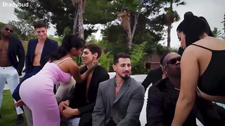 Yasmina Khan   Sara Retali - Fuck 2 Sluts In 10 Men Gangbang (111125)