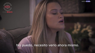 Chloe Rose - Viendo porno con Chloe