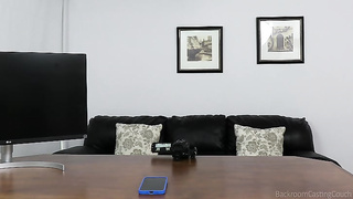 Katerina Karson - I Feel It in My Back (17.11.2025) rq