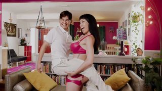 Kylie Rocket & Isa Bella - Zero to Hero Episode 18 [BellesaPlus]