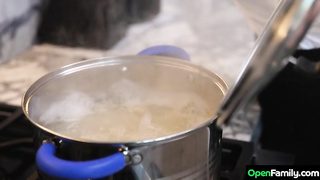 Annie King - Family Sex XXX