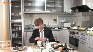 [OBA-119] My Stepmom Comes Over To Help While My Wife's In The Hospital Maya Mizuki