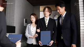 [JUR-579] I’ve been in a friends-with-benefits relationship with my son’s friend for five years. Ind