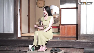 [START-184] Why do I, the wife, have to provide hospitality like a hostess every year just because m 2 video