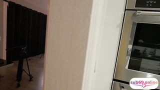 Danielle Ryan - Ayudando a la amiga de mi madrastra con su página sub