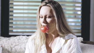 Rebecca Volpetti And Karina King Artist Eye