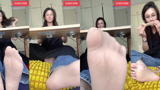 Japanese Seductress Feet 2