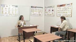 3_mom_mature_milf_ass_tits_busty_skinny_anal_sex.mp4