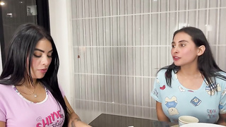 AlejandraPalacios & Jenifer Play