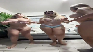 Oral Great Lesbian Threesome Times Sex Love