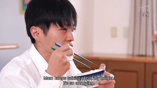 [DASS-698] After a month of showering my mom with love auras every day, her reason snapped and we re