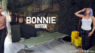 Bonnie Rotten Zoey Monroe Squirt Training