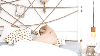 Creampie Angeles Sofie Otis