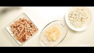 Nicole Nixon - Switch It (28.12.2025) rq