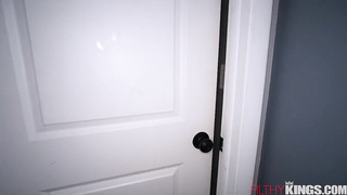 Nightmare To Fantasy With Stepmom: Leo Valentino,Melony Melons