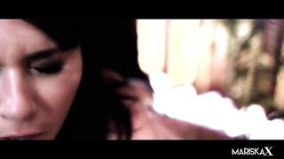 Naomi - The Orgasmic Crescendo Of Naomi XXX