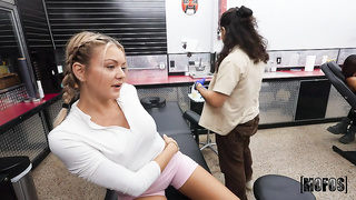 Gigi Sweets - Gigi Strips in the Tattoo Shop (11.01.2026) rq