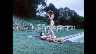 LA CLINICA DELLE ISPEZIONI ANALI - Moana Pozzi (720)