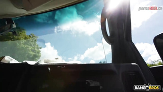 Un Paseo en el Bus con Juniper Ren y Tony - Sub español