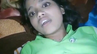 Desi girl tight pussy fuckikng at home (XXX video)