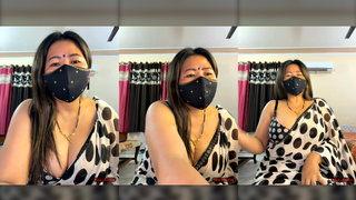 88pink 2 feb evening show white saree & black bra dirty talk Nepali Randi part 1
