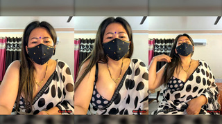 88pink sexy saree show bra show Delhi ke Nepali randi bhabhi part 3