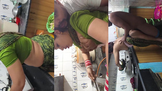 Sona bhabhi blowjob & fucking in kitchen