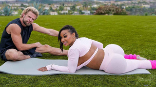 Tia Maria & Vince Karter - Mind-blowing Workout (14/2/26)