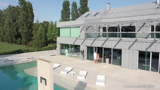 Shalina Devine, Fanta Sie - Tension and Temptation by the Pool (13.02.2026) rq