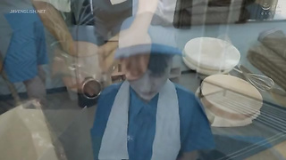 [DVMM-355] Moving company NTR The only newlywed wife in her 40s at a workplace full of muscular labo