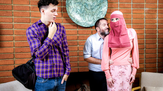 Violet Voss - I Fucked My Dad’s New Wife: This Persian Goddess Has a Secret (19/2/26)