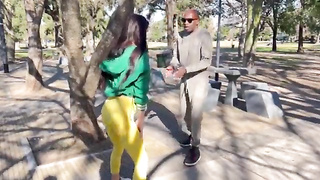 Anal interracial con el entrenador