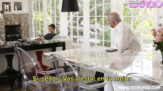 Britney Amber - Aprendiendo modales con mi tía sub