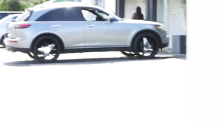 Ebony Shows Her Super Big Ass