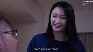 [JUR-608] Bath time family affair Since my brother-in-law arrived, my bath-loving wife has been taki 2 video