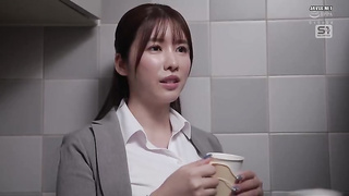 [SNOS-095] sharing a room on a business trip with my creepy subordinate who always stares at my boob