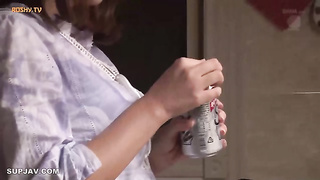 [JUX-841] The Older Sister of My Friend Who Had a Fight With Her Husband Came to My House… Fukiishi