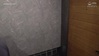 [KEED-89] Just rubbing isn’t cheating, right I couldn’t resist my girlfriend’s seductive mom during