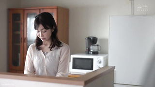 [ROE-FourSeventyOne] Stepmom who broke her shut-in son’s sex doll becomes his substitute sex relief