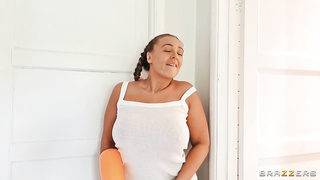 Beth Bennett - Shower Pranking Sex