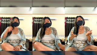 88pink pinky thapa nepali randi bhabhi vibertor in pussy