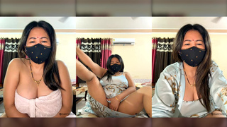 88pink vibertor in pussy towel show pinky thapa nepali randi bhabhi part 12